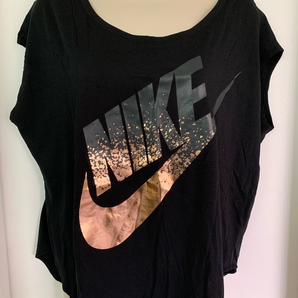 Nike Workout T-Shirt (Copper Accents) - Picture 1 of 5